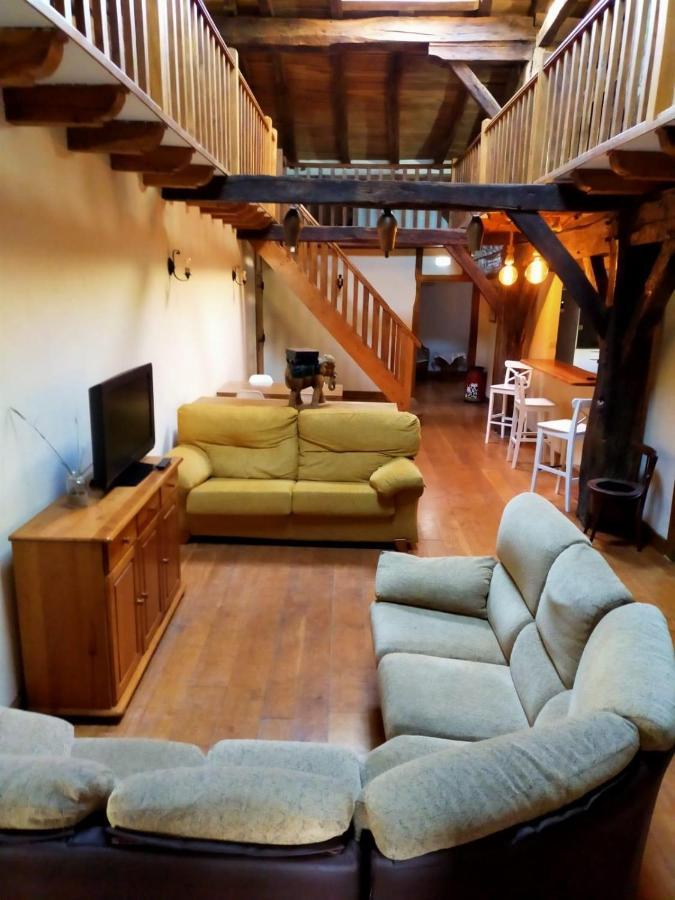 Saskarate Villa Asteasu Buitenkant foto