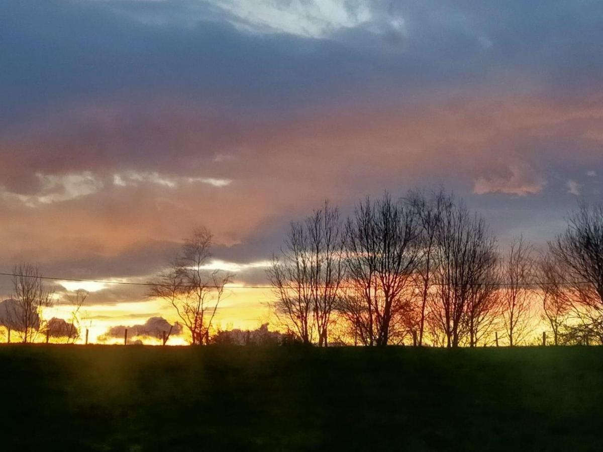 Saskarate Villa Asteasu Buitenkant foto