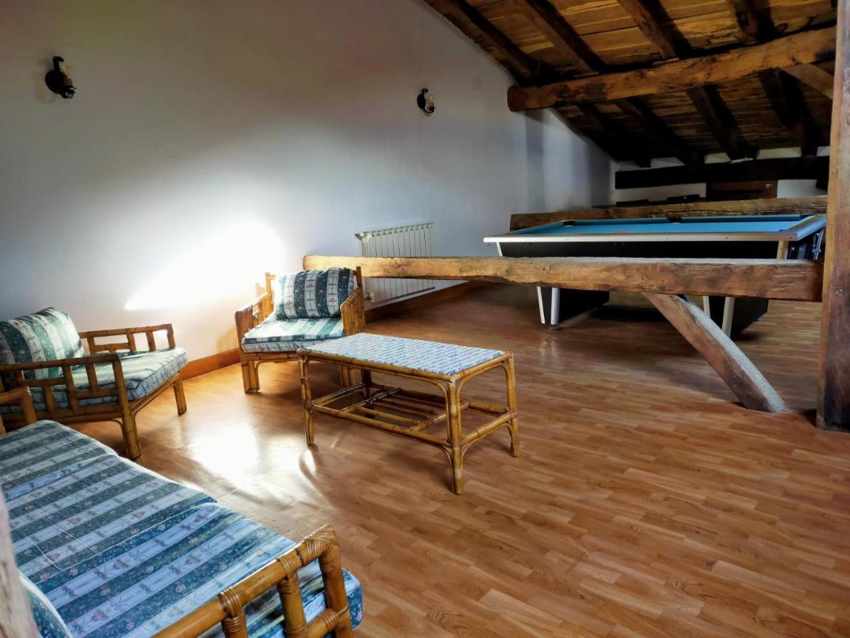 Saskarate Villa Asteasu Buitenkant foto