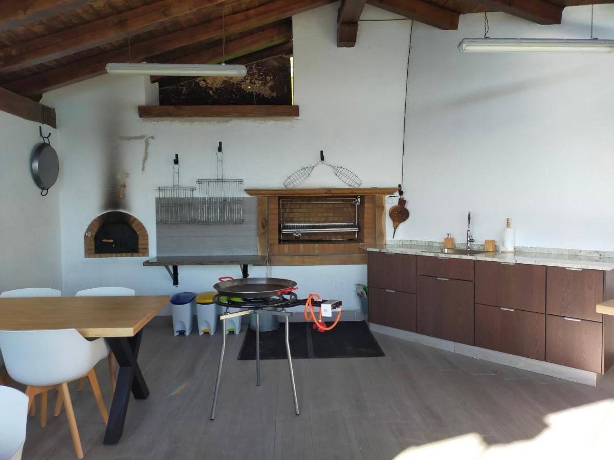 Saskarate Villa Asteasu Buitenkant foto