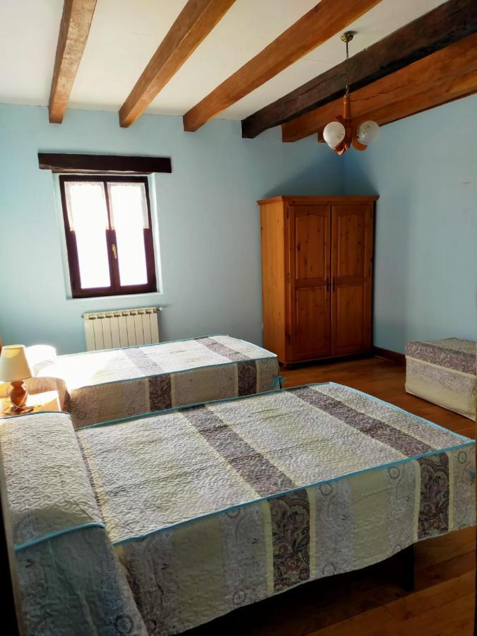Saskarate Villa Asteasu Buitenkant foto